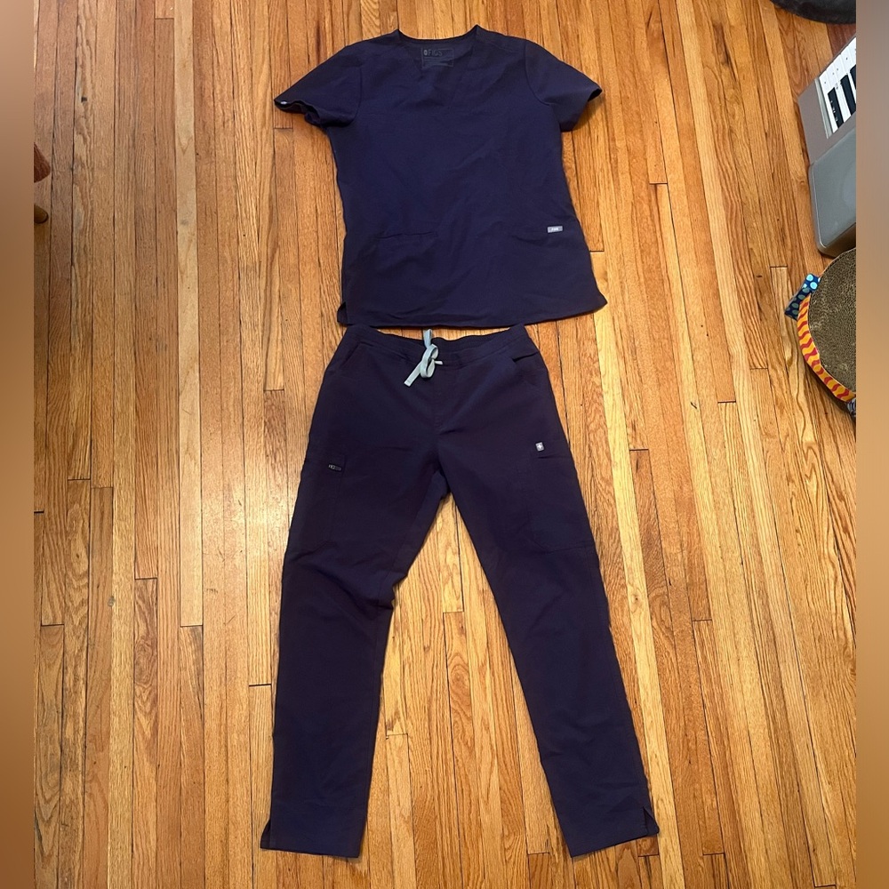 FIGS small scrub set in purple jam